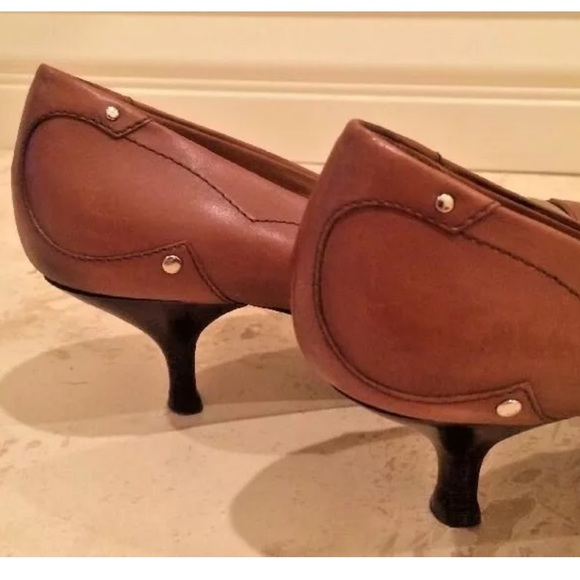 PRADA Camel Tan Leather Kitten Heel Pumps woman’s Sz EU-39.5 US-9 ITALY Nice! - Picture 6 of 9